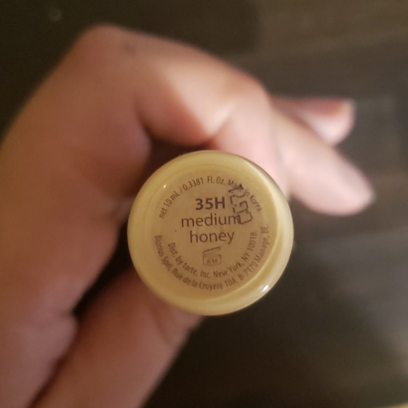 Tarte Shape Tape-35H Medium Honey - Picture 2 of 3